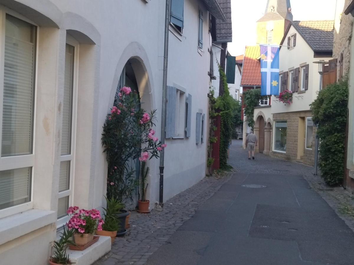 Ferienhaeuschen Am Heumarkt Deidesheim Esterno foto